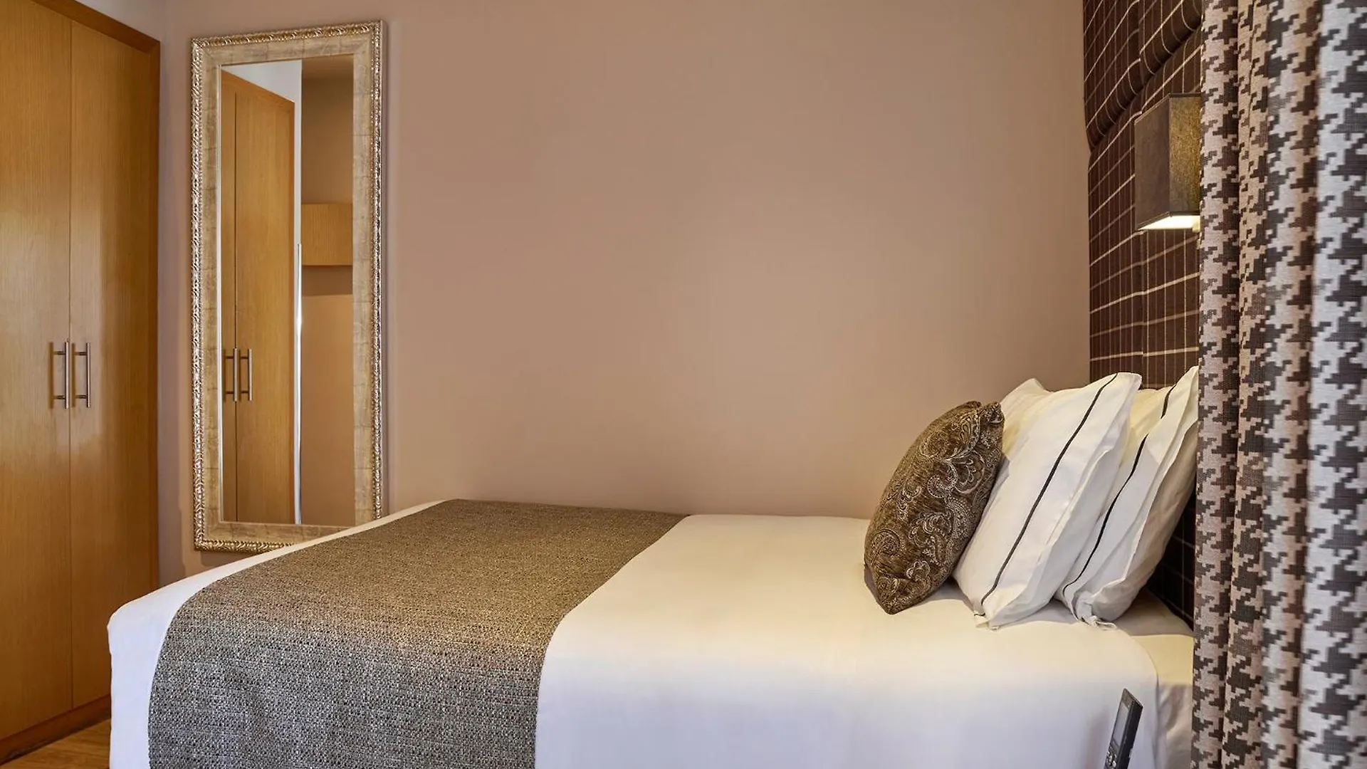 Hotel Hesperia Barcelona Barri Gotic